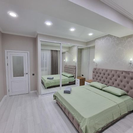 Grand Excelent New Ultra Central Apartments Chişinău Extérieur photo