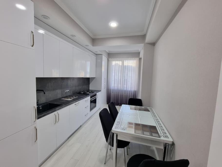 Grand Excelent New Ultra Central Apartments Chişinău Extérieur photo
