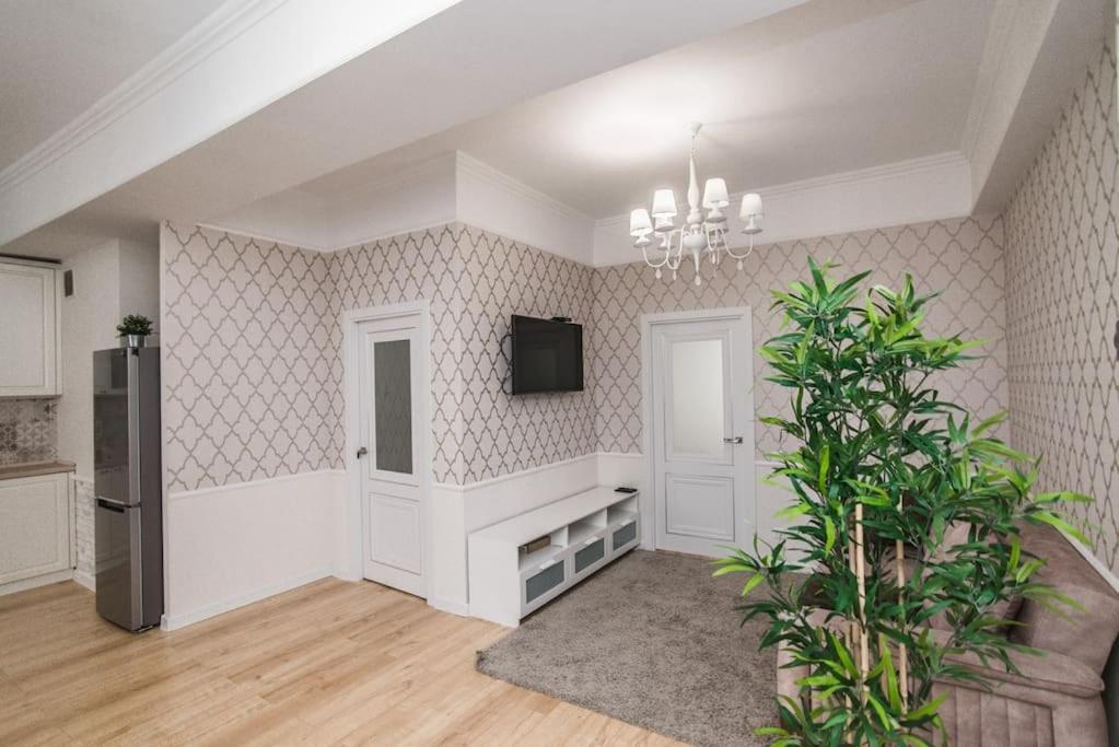 Grand Excelent New Ultra Central Apartments Chişinău Extérieur photo