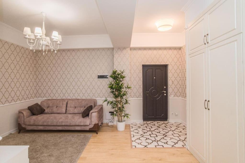 Grand Excelent New Ultra Central Apartments Chişinău Extérieur photo