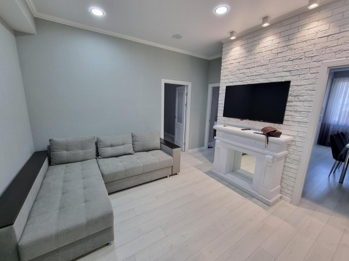 Grand Excelent New Ultra Central Apartments Chişinău Extérieur photo