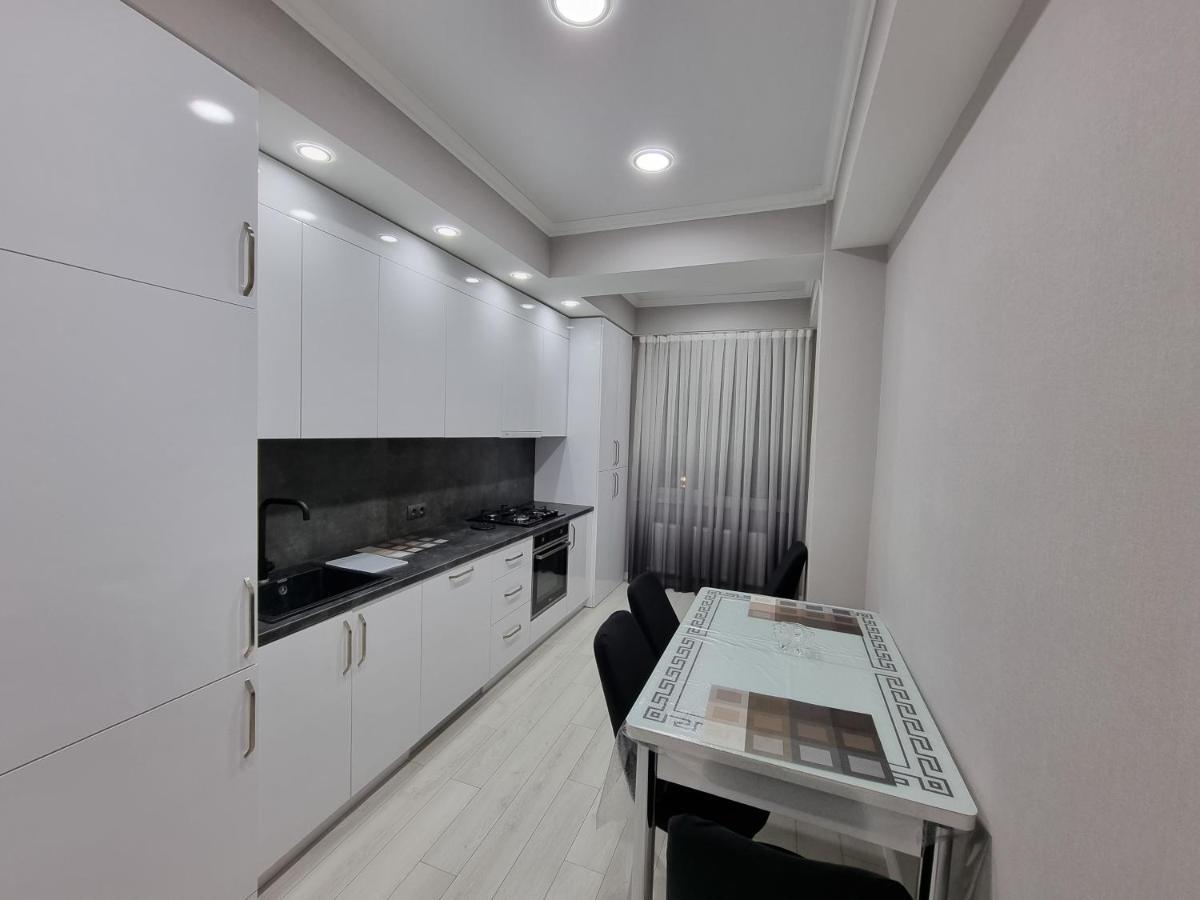 Grand Excelent New Ultra Central Apartments Chişinău Extérieur photo